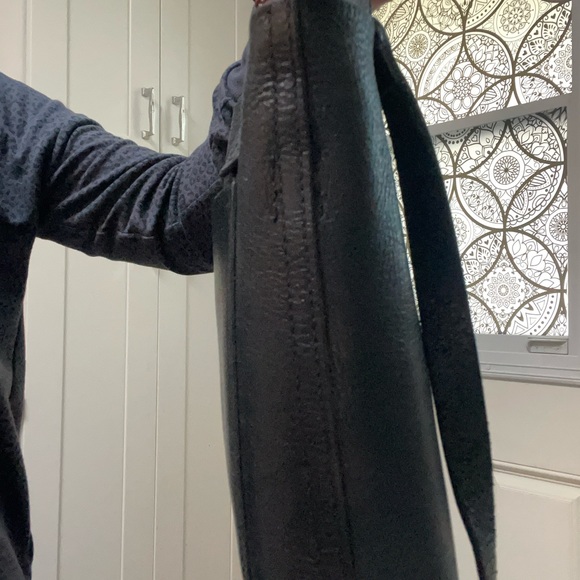 Madewell Small Transport Leather Crossbody - Picture 4 of 10